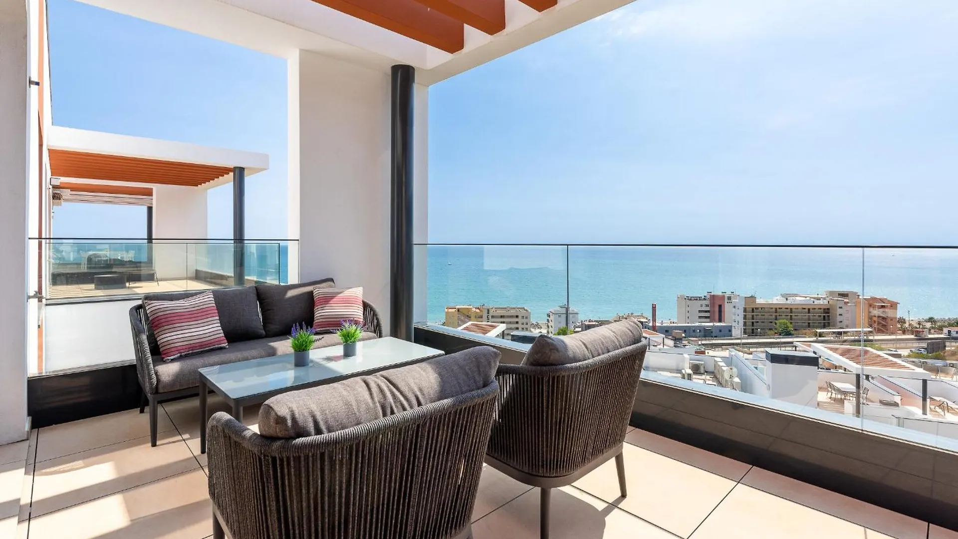 Penthouse Middle Views Apartment Fuengirola